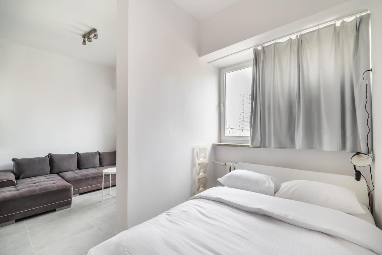Chlodna Sky Blue Aparament Varşova Dış mekan fotoğraf